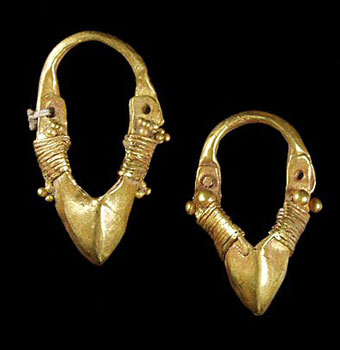 A pair of Persian Gold Earrings, Achaemenid Empire ca 550-330BC