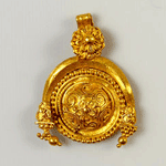 A Greek gold pendant ca 3rd century BC