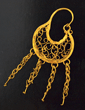 A fine Islamic gold earring, Seljuk Period, Persia, ca 11th-13th century AD